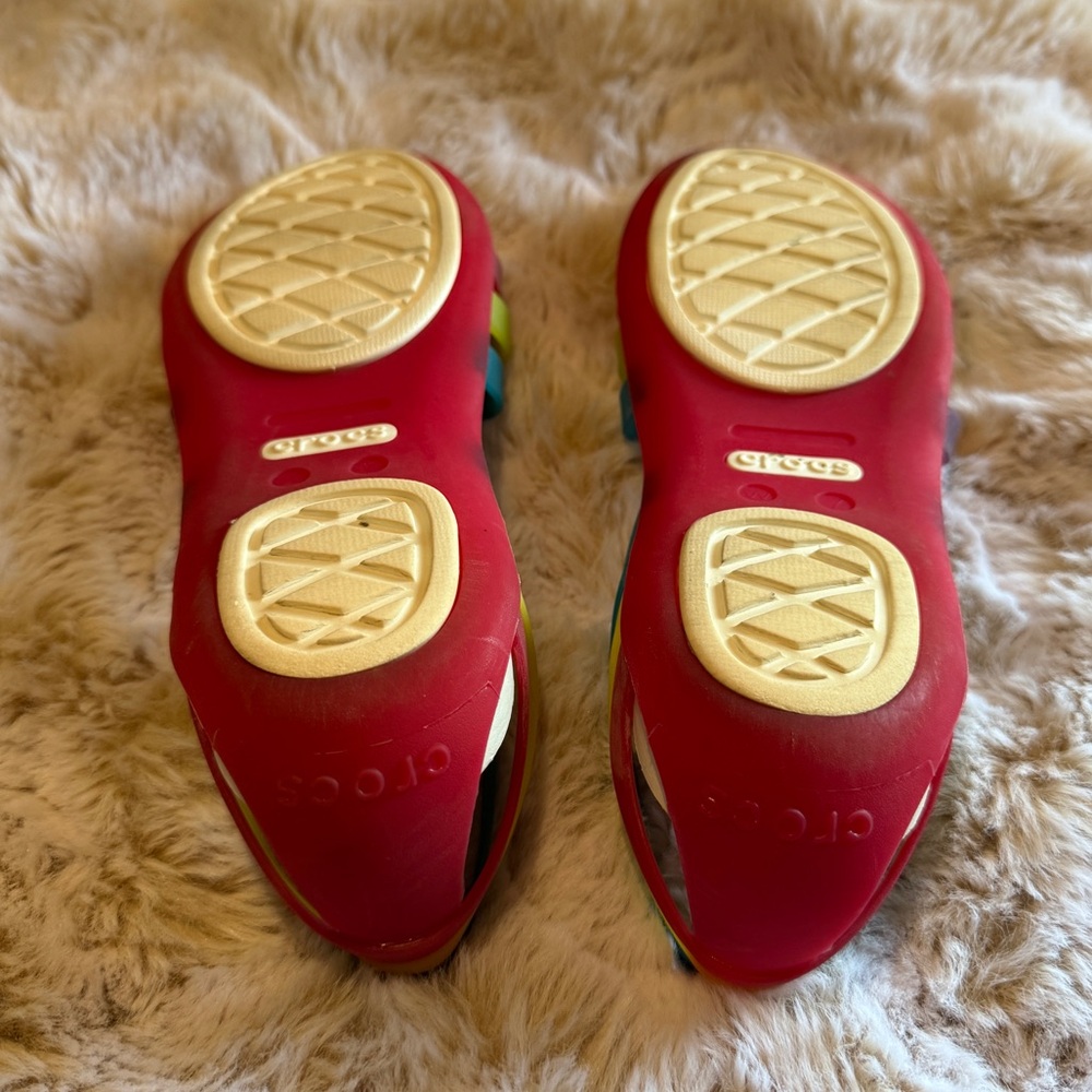 CROCS Multicolor Strappy Flats - Picture 4 of 5